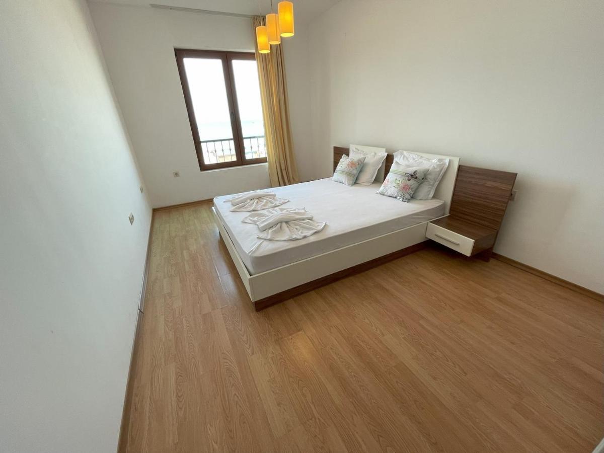 Menada Rocamar Apartments Tsarevo Buitenkant foto