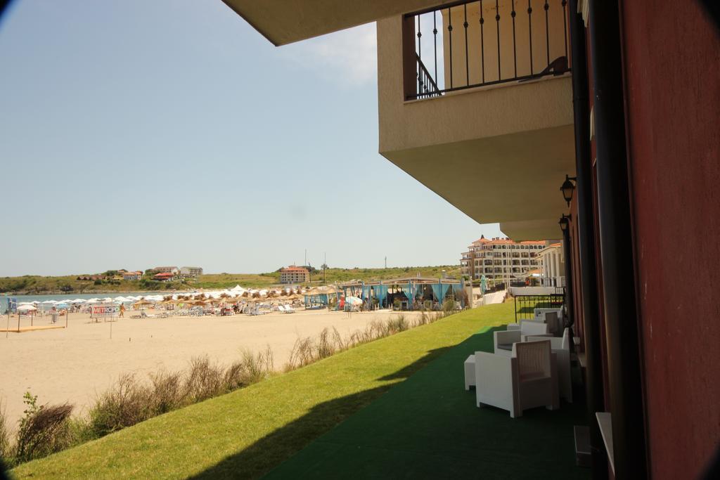 Menada Rocamar Apartments Tsarevo Buitenkant foto