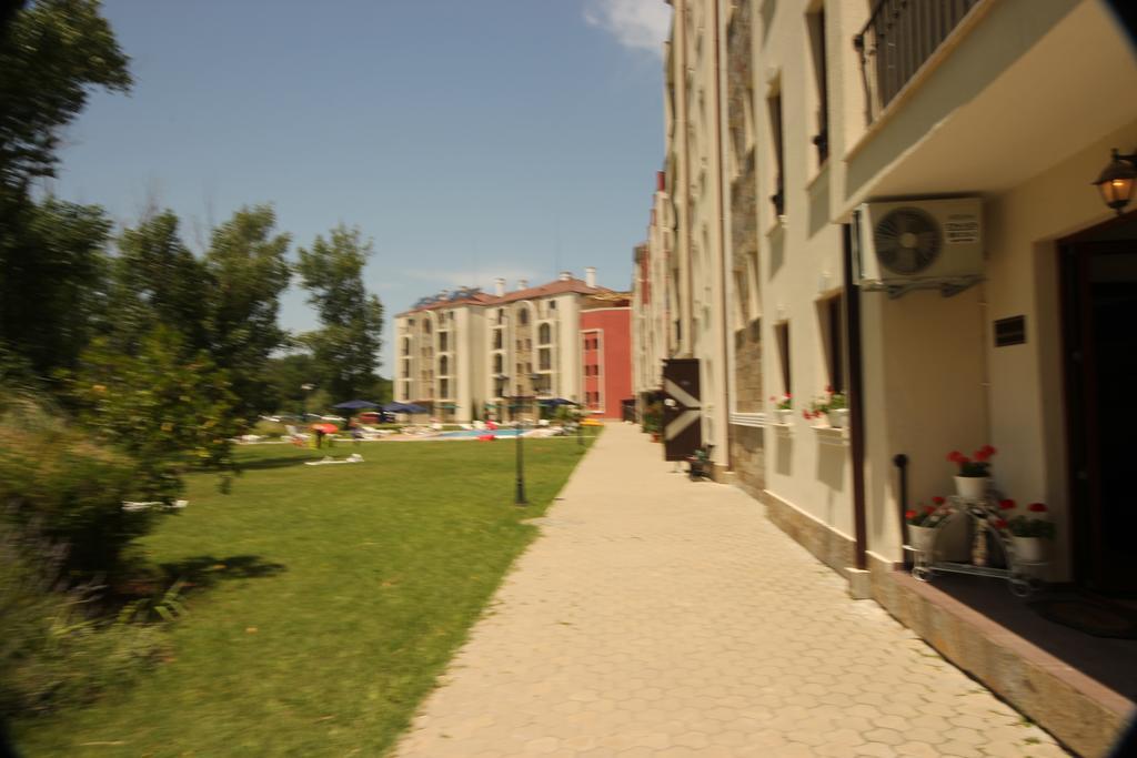 Menada Rocamar Apartments Tsarevo Buitenkant foto