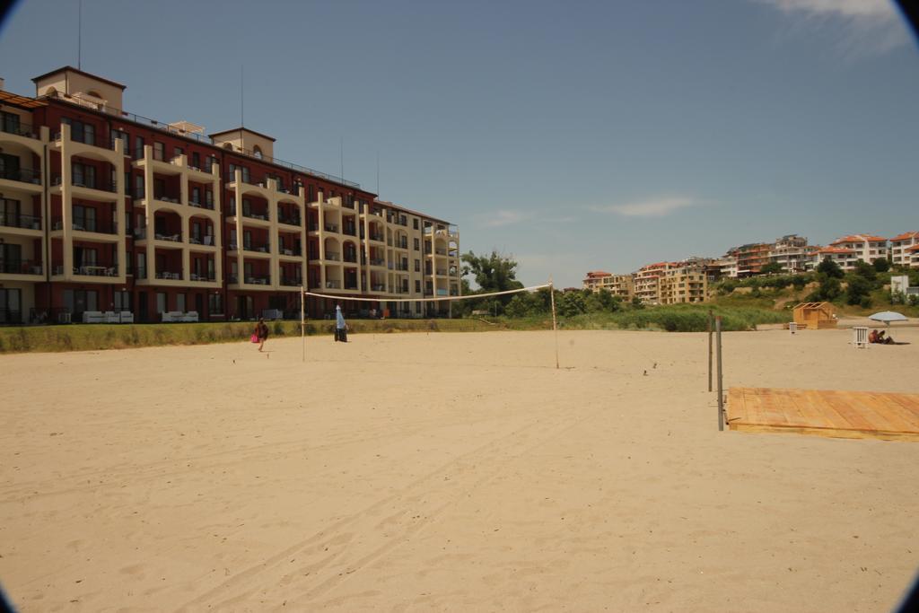 Menada Rocamar Apartments Tsarevo Buitenkant foto
