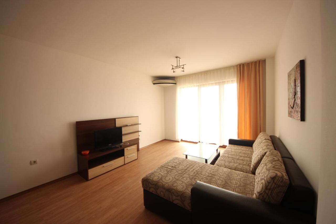 Menada Rocamar Apartments Tsarevo Buitenkant foto